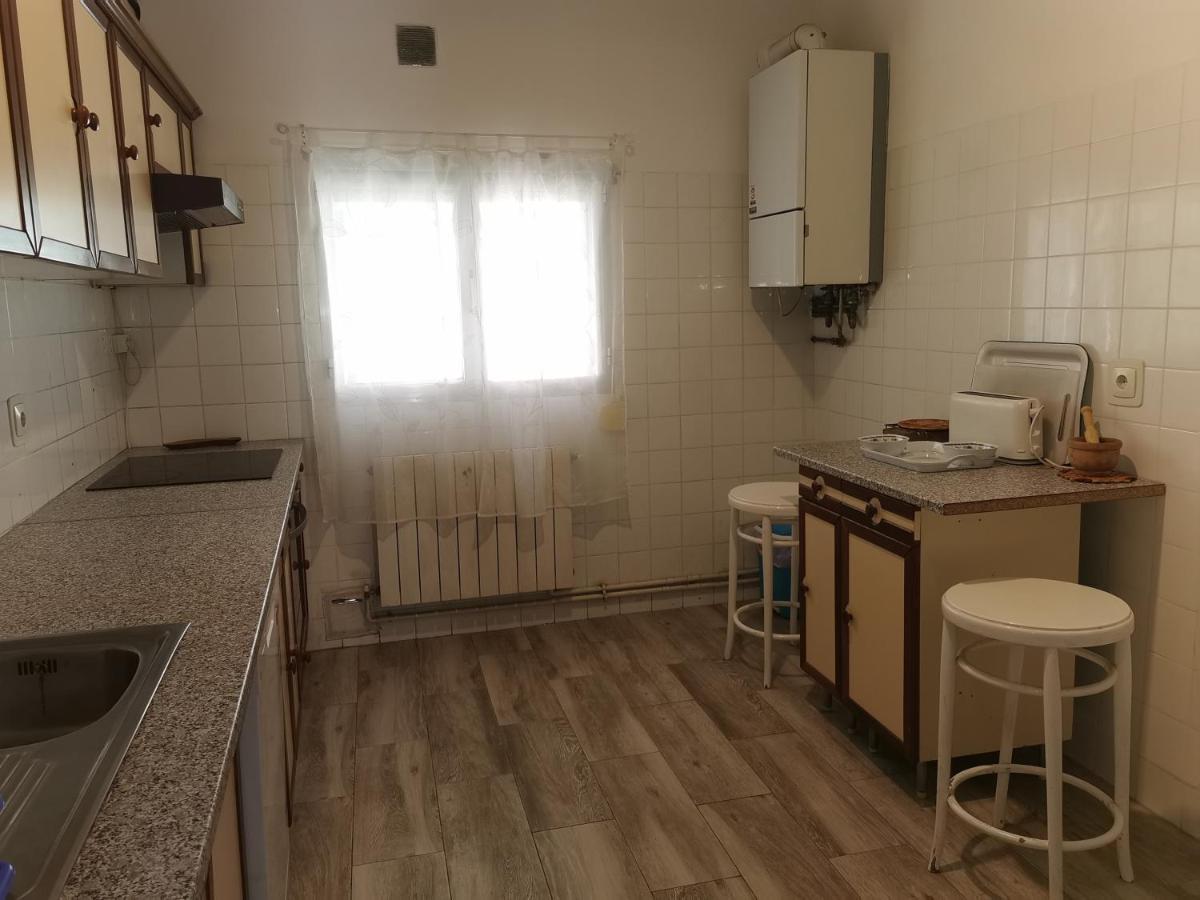 Villa "Luna De Segovia" レガネス エクステリア 写真